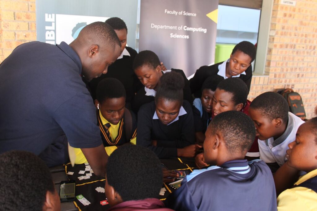 3000 Participate In NMU Science Outreach