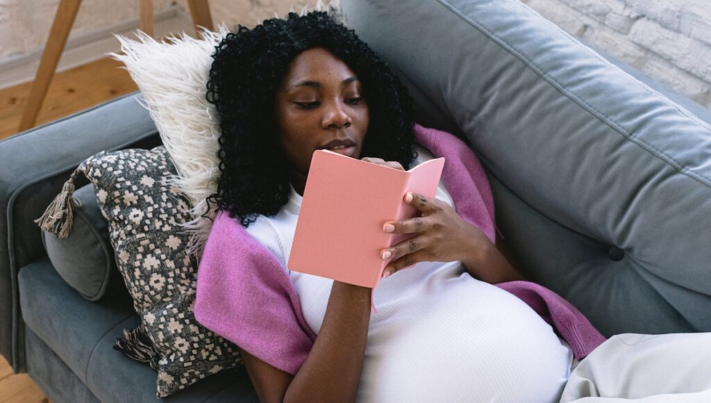 How To Choose The Right Antenatal Class For You