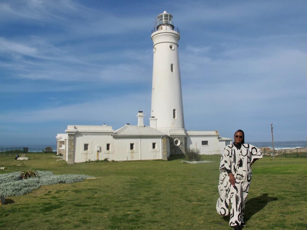 Discover the Best of St. Francis Bay: Canal Cruises, Beer Tasting, Lighthouse, and Golf!