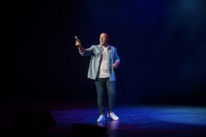 Award-winning comedian Dalin Oliver brings biggest national tour yet to Gqeberha this November